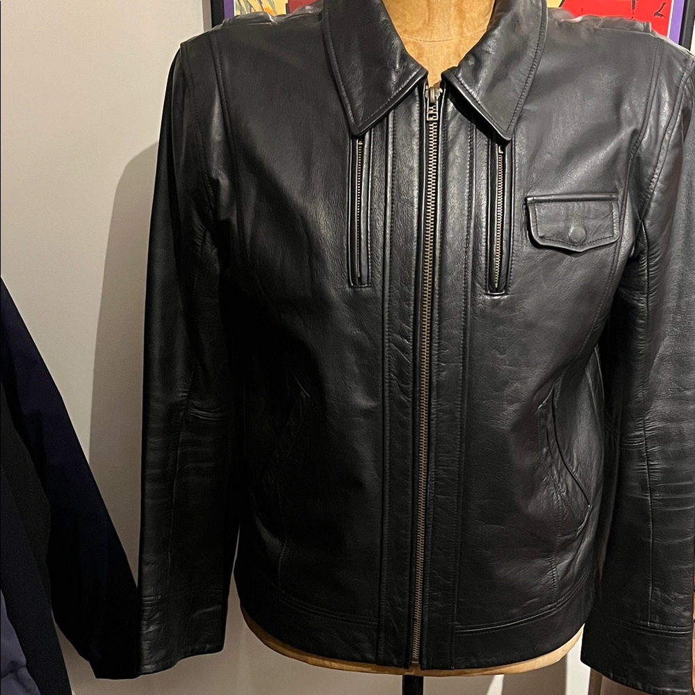 Classic Black Leather Bomber Jacket Chevignon
